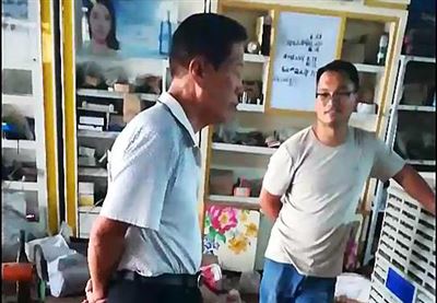 公司領(lǐng)導(dǎo)在河南安陽制冷設(shè)備廠進行考察